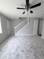 902 Bolton Rd NW in Atlanta, GA - Building Photo