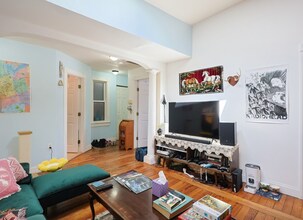 35 Adamson St, Unit 3 in Boston, MA - Building Photo - Building Photo