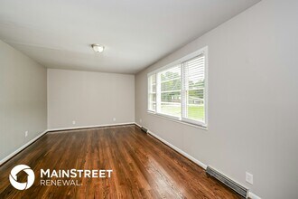 830 Heflin Ave E in Birmingham, AL - Foto de edificio - Building Photo