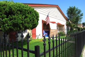 1327-1347 Pennsylvania Ave in Colton, CA - Building Photo - Building Photo