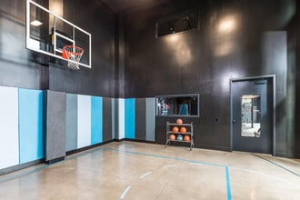 2080 Basecamp Way in Reno, NV - Building Photo - Building Photo