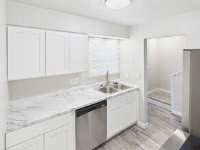 1044 Coronado Pkwy S in Denver, CO - Building Photo - Building Photo