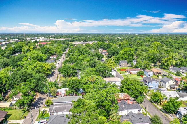 property at 1507 Union St W