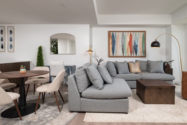 425 Massachusetts Ave