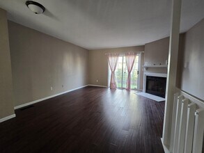 5690 Kilbury Ln in Hilliard, OH - Building Photo - Building Photo