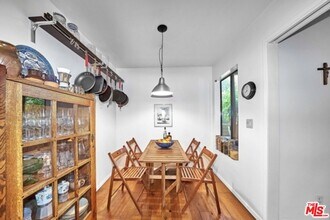 835 S Lucerne Blvd-Unit -101 in Los Angeles, CA - Building Photo - Building Photo
