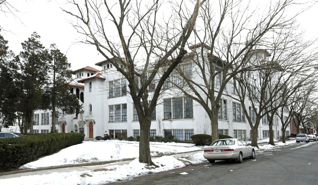 Seville Lofts Trenton, NJ Apartments
