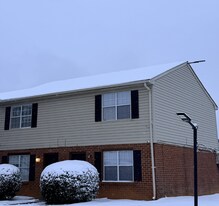 14 Fonda Dr in Lynchburg, VA - Building Photo