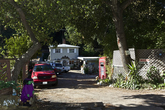 4961 Old Dublin Rd in Castro Valley, CA - Building Photo - Building Photo