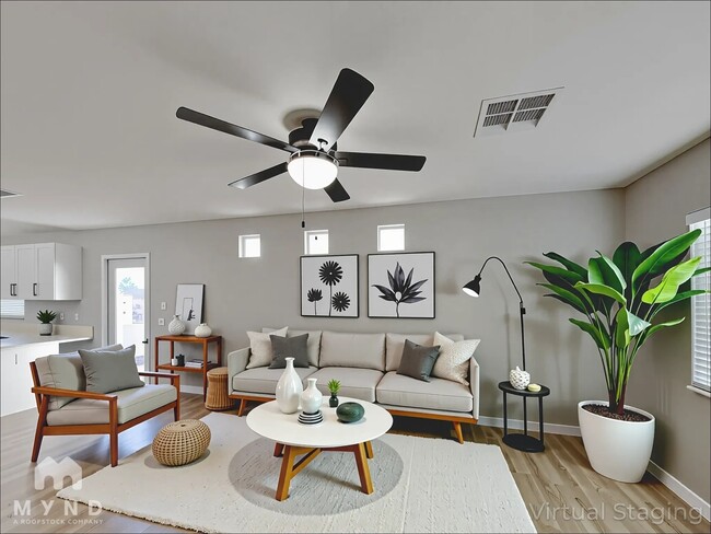2280 Platinum Band St in Las Vegas, NV - Building Photo - Building Photo