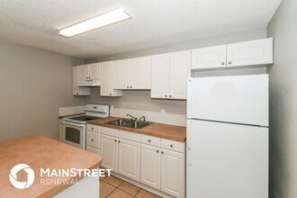 1533 Raven Dr S in Jacksonville, FL - Building Photo - Building Photo