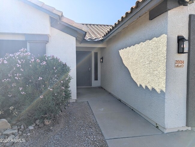 20014 N 77th Dr in Glendale, AZ - Foto de edificio - Building Photo