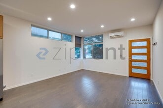 4813 Delridge Wy SW in Seattle, WA - Building Photo - Building Photo