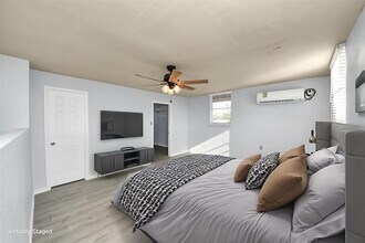 6701 Irvington Blvd in Houston, TX - Building Photo - Building Photo