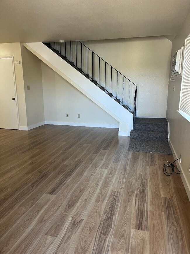 1281 Juniper Dr in Gilroy, CA - Building Photo - Building Photo