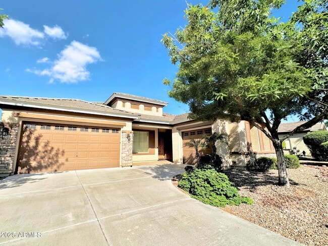 3220 N 136th Dr in Avondale, AZ - Building Photo - Building Photo