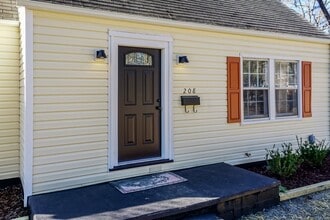 208 Crescent Dr in Rocky Mount, NC - Building Photo - Building Photo