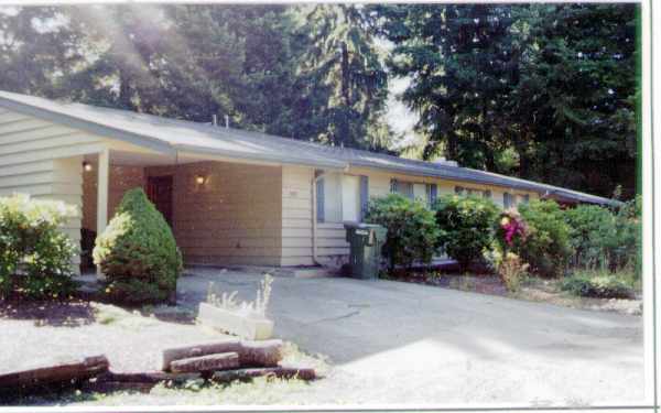 4005 82nd Ave W in Tacoma, WA - Foto de edificio