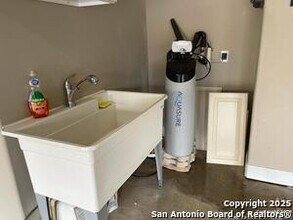 18039 Branson in San Antonio, TX - Building Photo - Building Photo