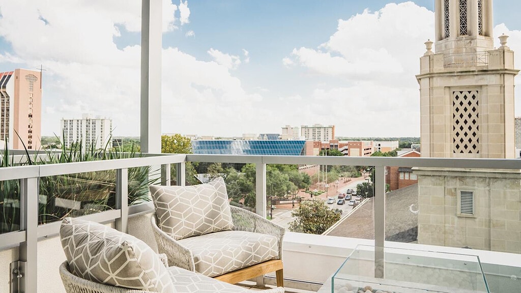 Mondrian Lake Eola Orlando, FL Apartments