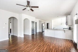 692 Overlook Gln Dr in Lawrenceville, GA - Building Photo - Building Photo
