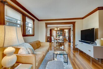 359 Washington St, Unit 2 in Winchester, MA - Building Photo - Building Photo