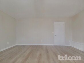 6972 Foxmoor Way in Douglasville, GA - Building Photo - Building Photo