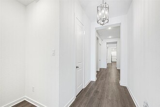 12331 Palmetto Dr in Mont Belvieu, TX - Building Photo - Building Photo