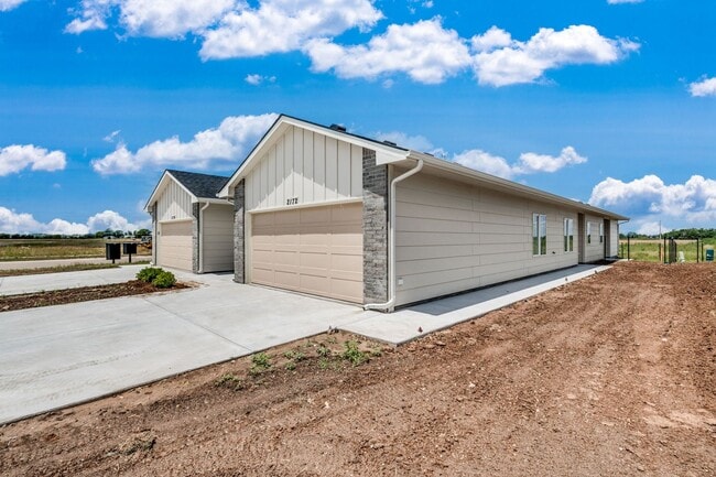 2021 Melody Ln in Goddard, KS - Building Photo - Building Photo