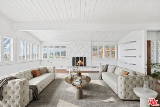 918 Glenhaven Dr in Los Angeles, CA - Building Photo - Building Photo