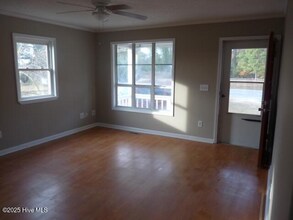 1990 US-13 in Farmville, NC - Building Photo - Building Photo