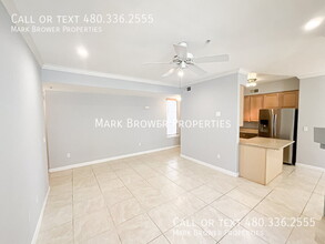 2992 N Miller Rd in Scottsdale, AZ - Building Photo - Building Photo