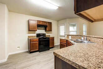 5413 Rio Sabinas St in Rosharon, TX - Building Photo - Building Photo