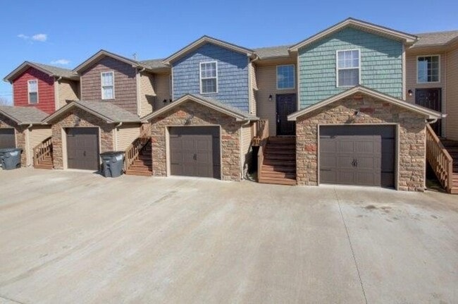 property at 1716-D Thistlewood Dr