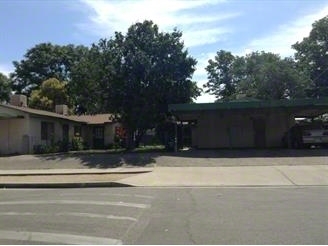 743 S Boyd Ave in Fresno, CA - Building Photo