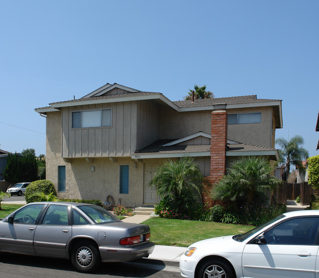 16551 Pro Cir in Huntington Beach, CA - Building Photo - Building Photo