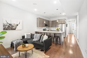 1417 N 8th St in Philadelphia, PA - Building Photo
