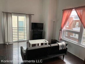 1611 W Montgomery Ave, Unit 4 in Philadelphia, PA - Building Photo - Building Photo