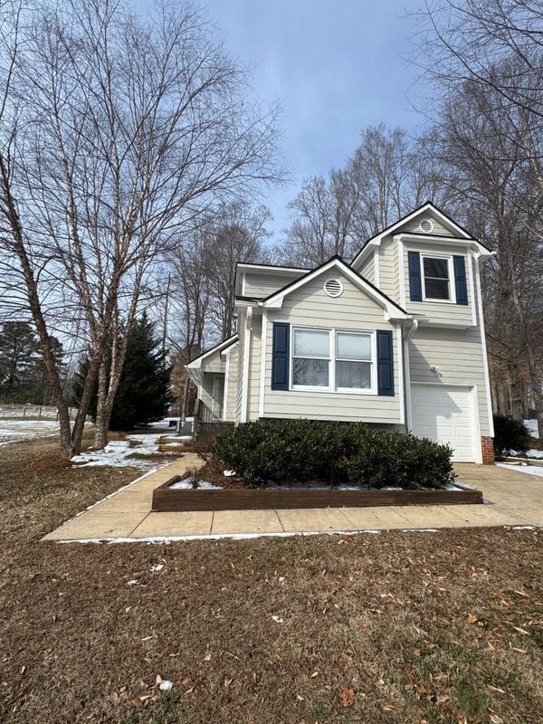 property at 4 Stonehouse Ct