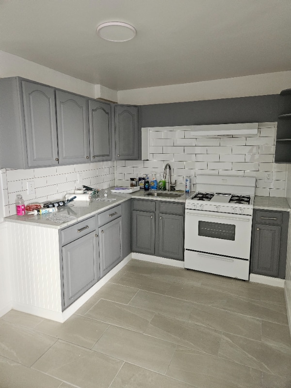 property at 182 Henry St