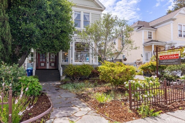 property at 1918 Broadway