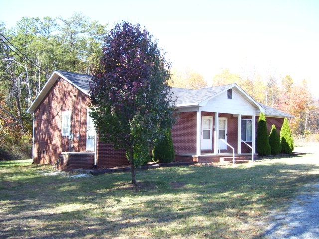 280 Big Island Rd in Forest City, NC - Building Photo