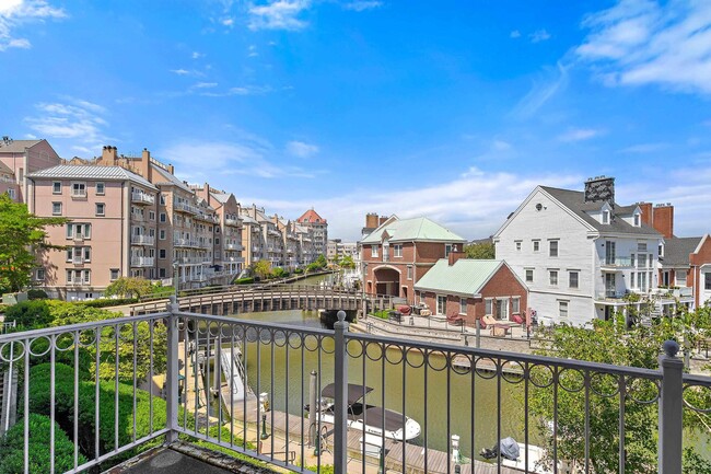 110 Shearwater Ct E in Jersey City, NJ - Building Photo - Building Photo