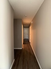 1603 Hill Valley Dr in Manhattan, KS - Building Photo - Building Photo