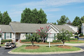 Sage at Martin Lane in Gaffney, SC - Foto de edificio - Building Photo