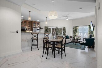 1010 Central Ave in St. Petersburg, FL - Building Photo - Building Photo
