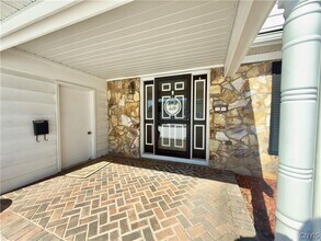 7 Berrywood Rd in Liverpool, NY - Building Photo - Building Photo