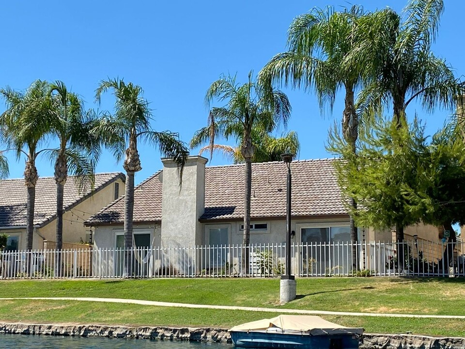 5004 Shorebird Dr in Bakersfield, CA - Building Photo