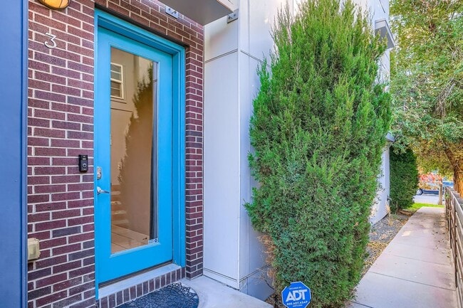 property at 1733 Grove St