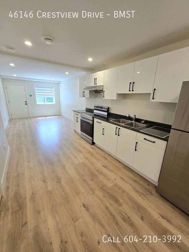 46146 Crestview Dr in Chilliwack, BC - Building Photo - Building Photo